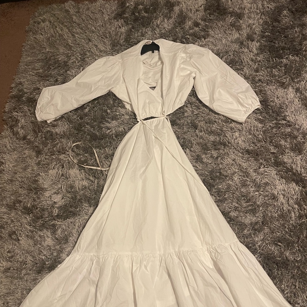 Ladiesssss! Run to this dress!